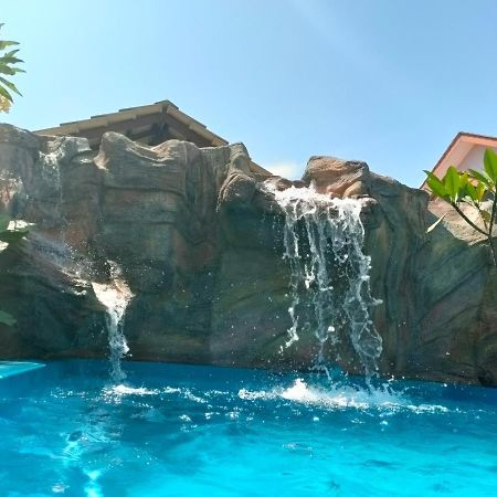 Roemahkoe Holidayhome Malacca Exteriér fotografie